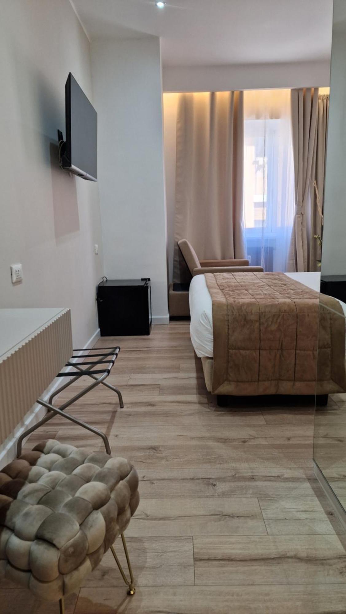 Living Panzió Róma Kültér fotó